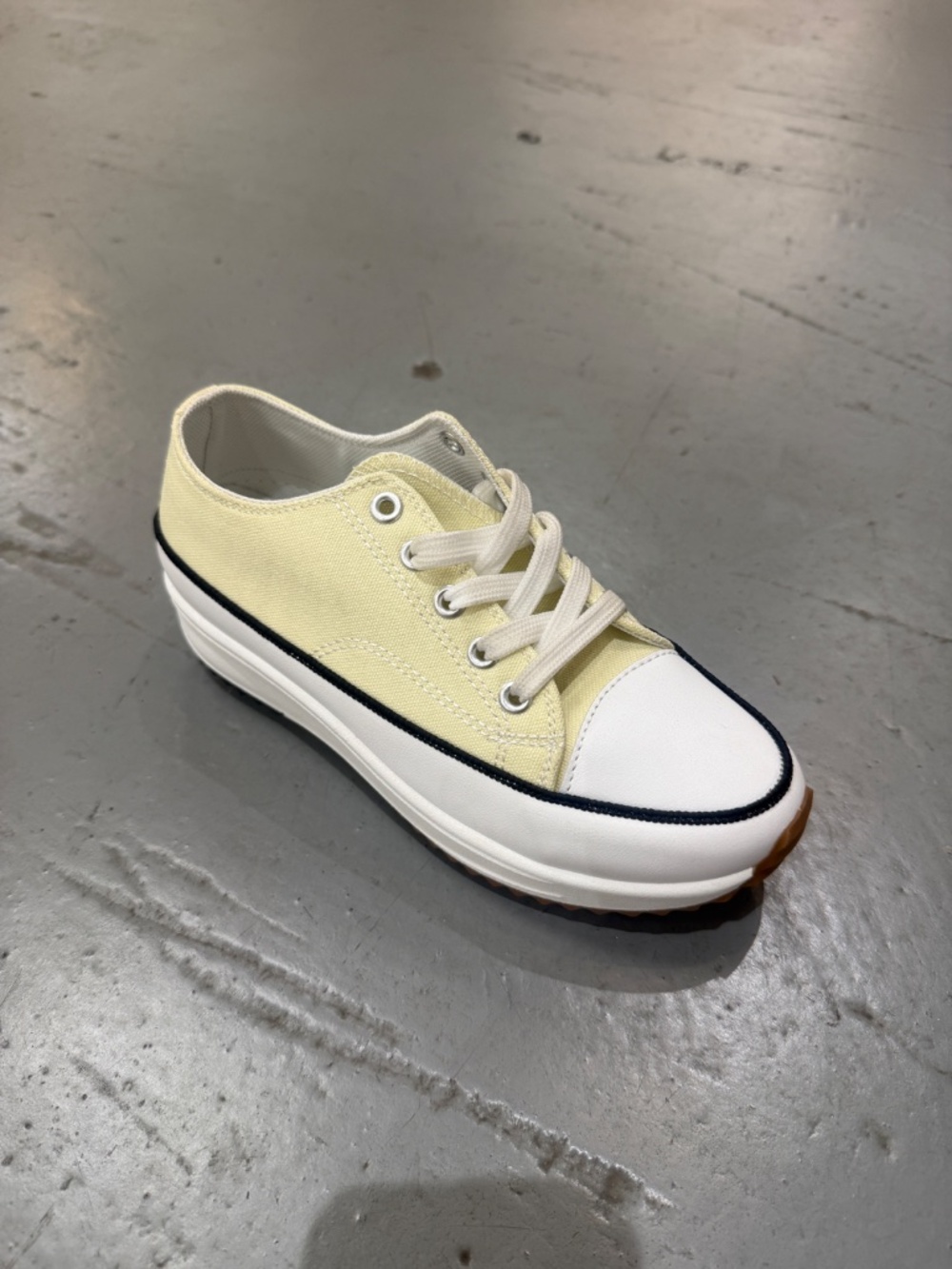 Women's  Slip On Walking Shoes Fashion Low Top Canvas Sneaker